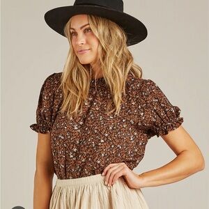 Rylee + Cru Stella XS Brown and White Puff Sleeve Blouse